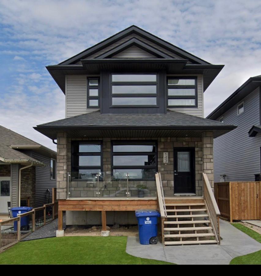 A Cozy 1 Bedroom Suit Saskatoon Exterior photo